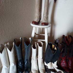 Ladies' cowboy boots, two-tone leather, Size 6